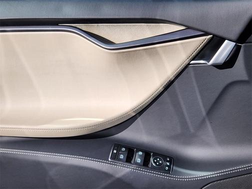 2020 Tesla Model S Long Range Plus