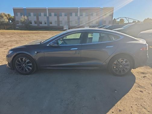 2020 Tesla Model S Long Range Plus