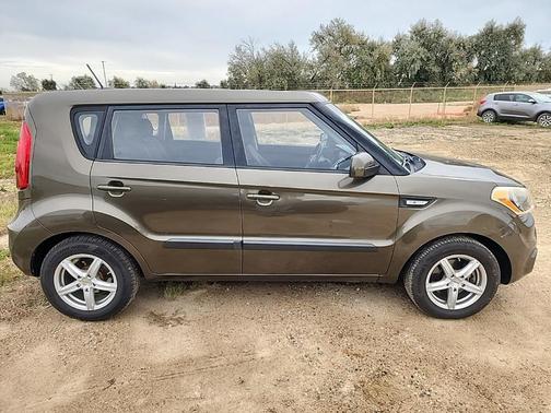 2013 Kia Soul Base