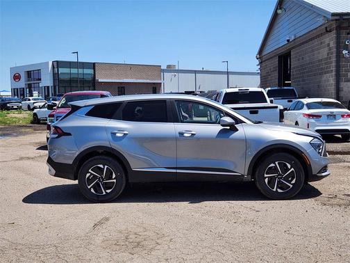 2025 Kia Sportage Hybrid LX
