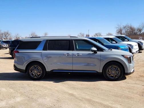 2025 Kia Carnival Hybrid SX