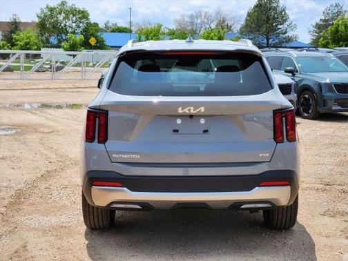 2025 Kia Sorento EX
