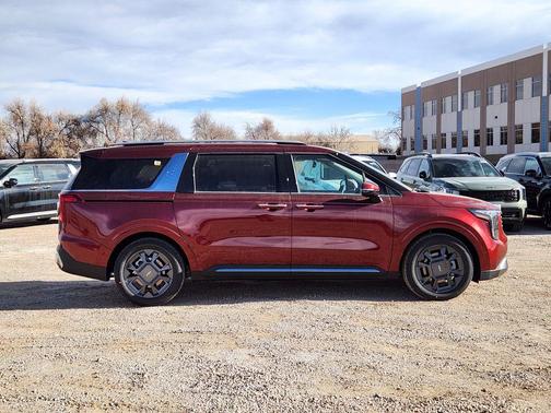 2026 Kia Carnival SX