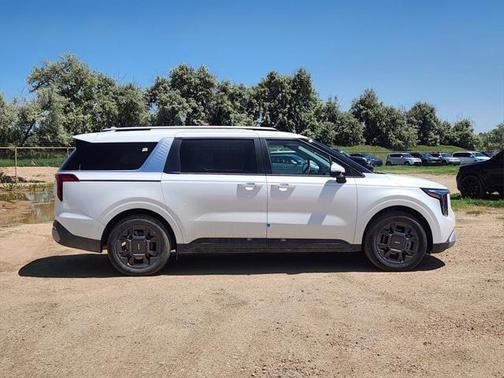 2025 Kia Carnival Hybrid EX