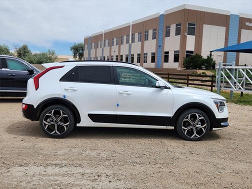 2025 Kia Niro Touring