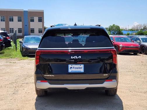 2025 Kia Carnival Hybrid EX