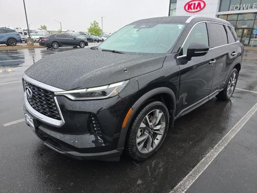 Mineral Black 2023 INFINITI QX60 Luxe
