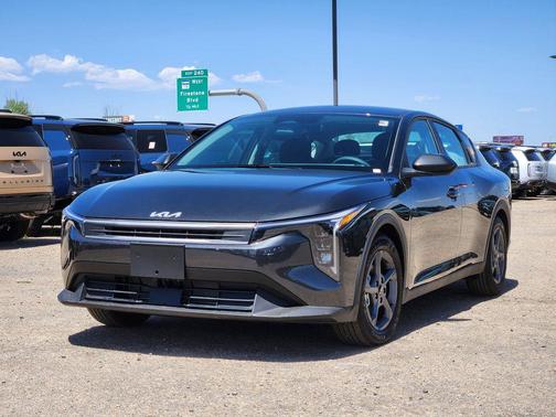 Interstellar Gray 2026 Kia K4 LXS
