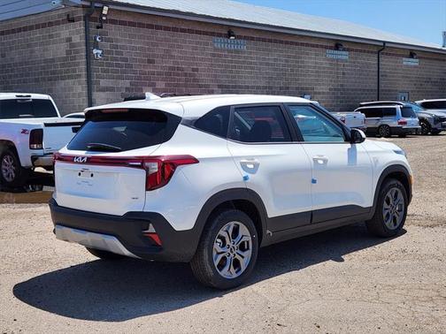 2025 Kia Seltos LX
