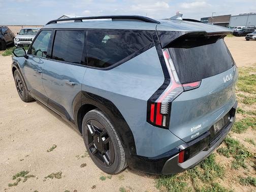Iceberg Green 2024 Kia EV9 GT-Line