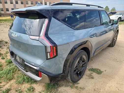 Iceberg Green 2024 Kia EV9 GT-Line