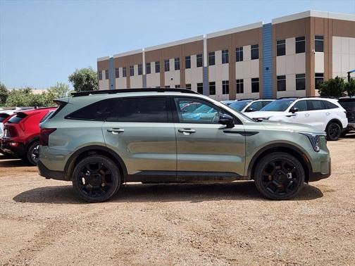 2025 Kia Sorento EX