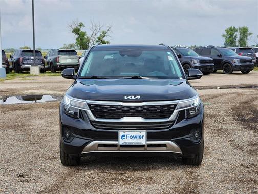 2023 Kia Seltos S