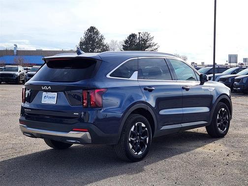 2024 Kia Sorento S