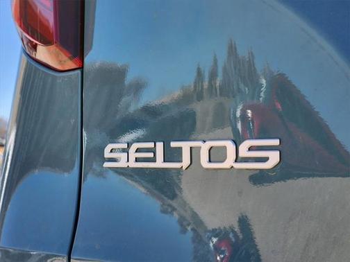 2025 Kia Seltos SX Turbo