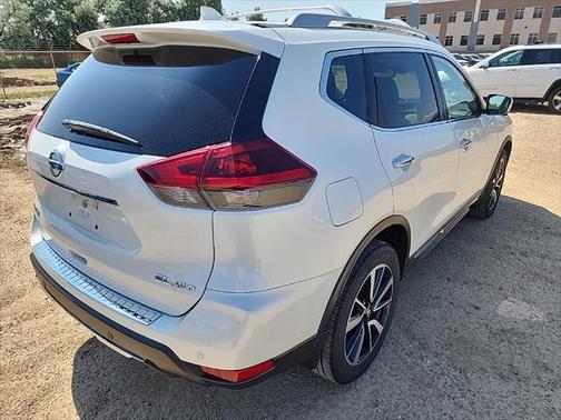 2020 Nissan Rogue SL