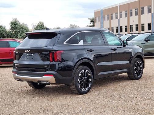 2025 Kia Sorento EX