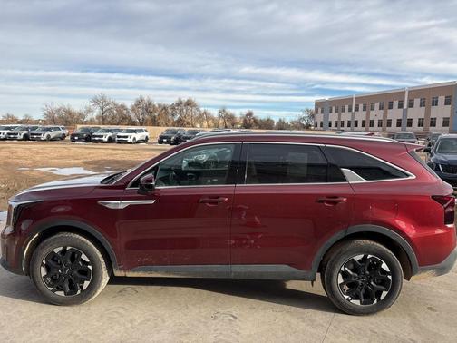 2024 Kia Sorento S