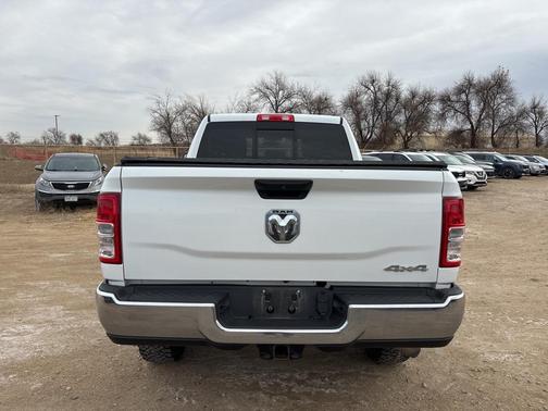 2020 RAM 2500 Tradesman Crew Cab 4X4 6'4' Box