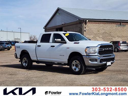 2020 RAM 2500 Tradesman Crew Cab 4X4 6'4' Box