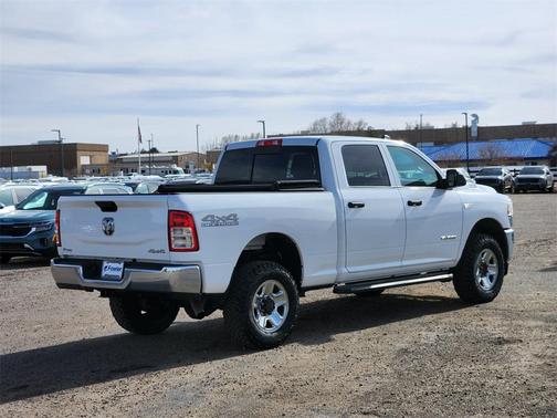 2020 RAM 2500 Tradesman Crew Cab 4X4 6'4' Box