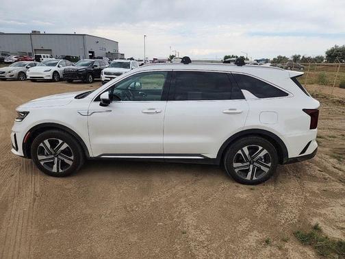 2022 Kia Sorento Plug-In Hybrid SX