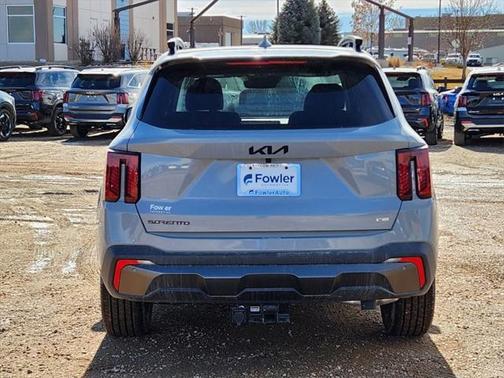 2025 Kia Sorento SX