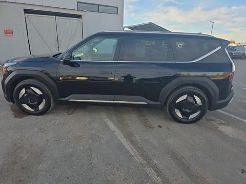 2024 Kia EV9 Wind