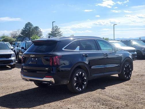 2025 Kia Sorento EX