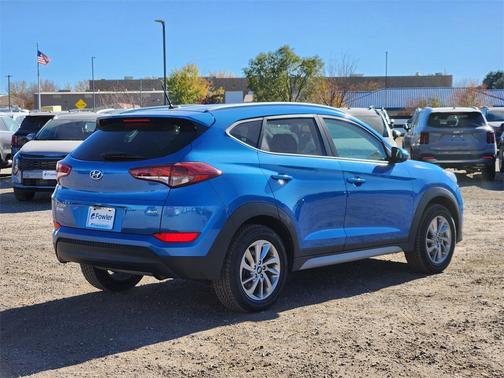 2017 Hyundai TUCSON SE