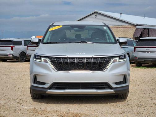 Silky Silver 2023 Kia Carnival LX