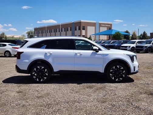 2025 Kia Sorento EX