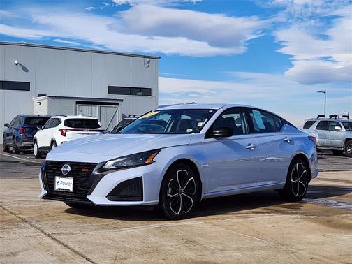 2023 Nissan Altima SR Intelligent AWD