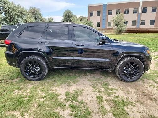 2018 Jeep Grand Cherokee Altitude