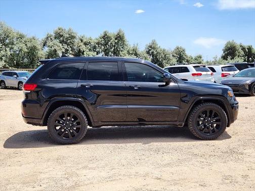 2018 Jeep Grand Cherokee Altitude