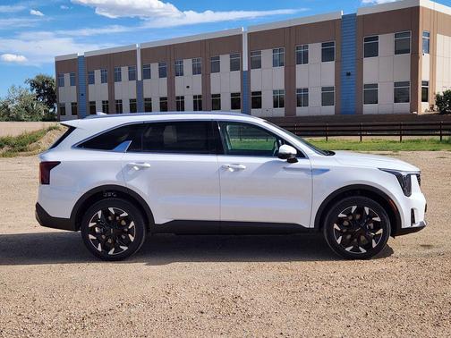 2026 Kia Sorento EX