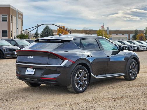 2025 Kia EV6 Light Long Range