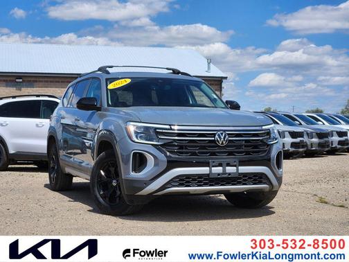 Pure Gray 2024 Volkswagen Atlas 2.0T SE w/Technology 4MOTION