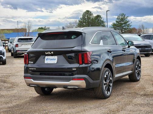 2026 Kia Sorento EX