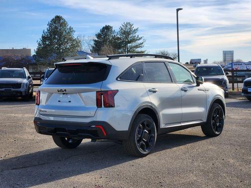 2026 Kia Sorento SX