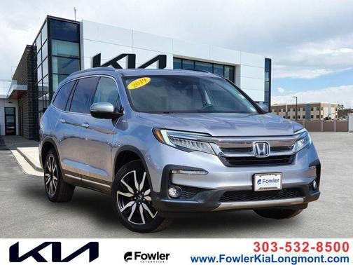 Modern Steel Metallic 2019 Honda Pilot Touring 8-Passenger