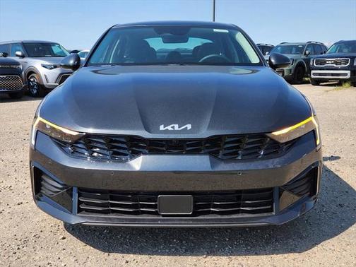2025 Kia K5 EX