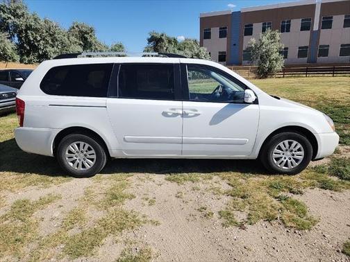 2012 Kia Sedona LX