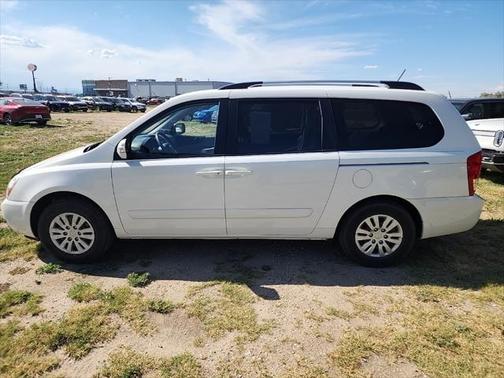 2012 Kia Sedona LX