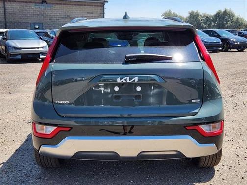 2025 Kia Niro EX