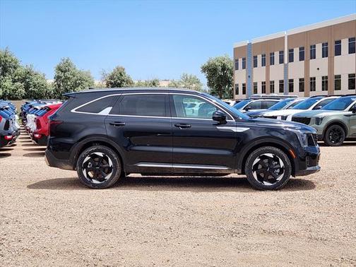 2025 Kia Sorento Hybrid EX