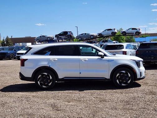 2025 Kia Sorento Hybrid EX
