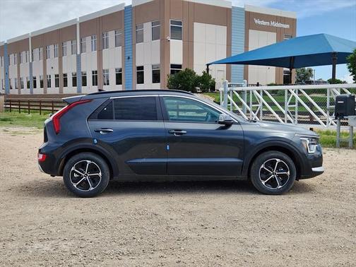 2025 Kia Niro EX
