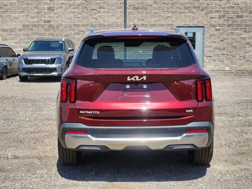 2025 Kia Sorento EX