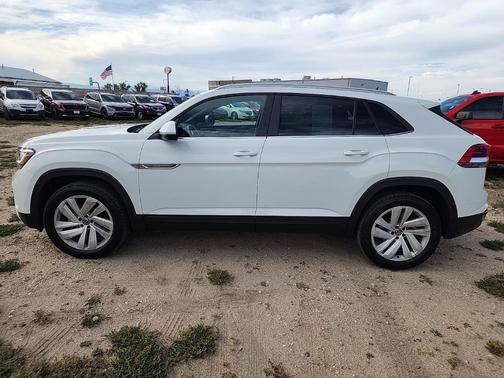 2021 Volkswagen Atlas Cross Sport 2.0T SE w/Technology 4MOTION